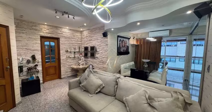 Maravilhoso apartamento amplo, com planejados, super bem localizado, a 4 quadras da paria no coração do boqueirão!!!