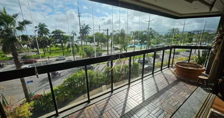 Belíssimo apartamento, super amplo, frente mar, com entrada privativa, no coração da Aparecida!!!