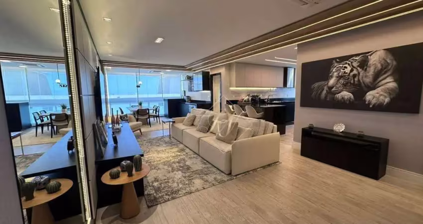 PORTEIRA FECHADA!!! MARAVILHOSO APARTAMENTO, VISTA MAR, MOBILIADO, LAZER COMPLETO NA CIDADE DE SANTOS!!!