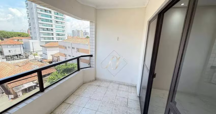 Maravilhoso apartamento, amplo e com vista livre, reformado, ótima localização no bairro da ponta da praia!!