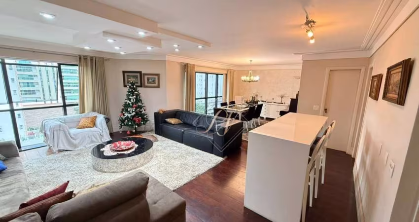 Excelente apartamento, andar alto, vista livre, um por andar, super bem localizado no coração do Gonzaga!!!