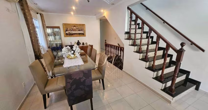 Sobrado com 5 dormitórios à venda, 274 m² por R$ 1.499.000,00 - Embaré - Santos/SP