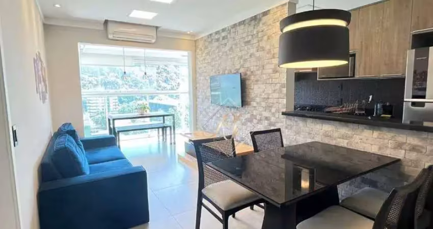 Quadra da praia, mobiliado, sacada na sala fechada em vidros, lazer completo na cidade de santos!!!