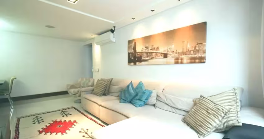 EXCELENTE APTO MOBILIADO - REFORMADO - LAZER - LOCALIZAÇÃO PRIVILEGIADA