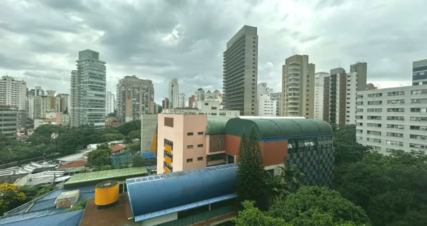 Excelente apto mobiliado - varanda - lazer - localização privilegiada