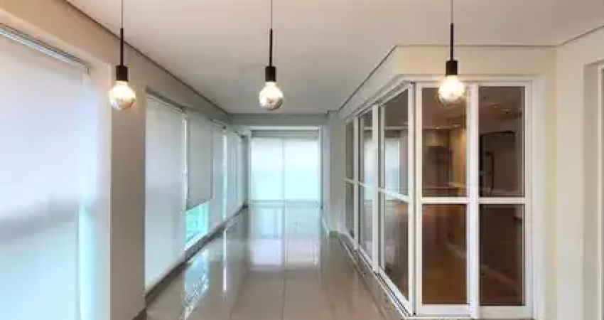 Excelente apto - varanda gourmet - lazer - localização privilegiada