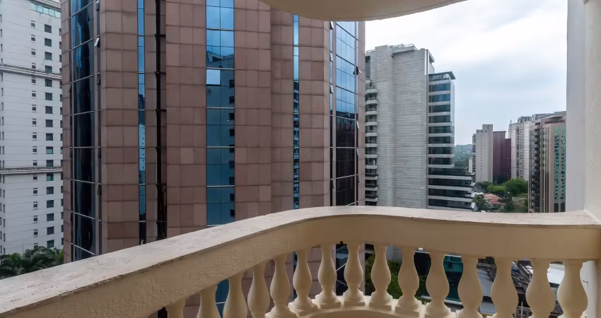 Excelente apto - varanda - lazer - localização privilegiada