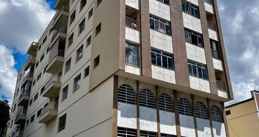 EXCELENTE APARTAMENTO 3 QUARTOS COM 120 METRSO NO BAIRRO FABRÍCA
