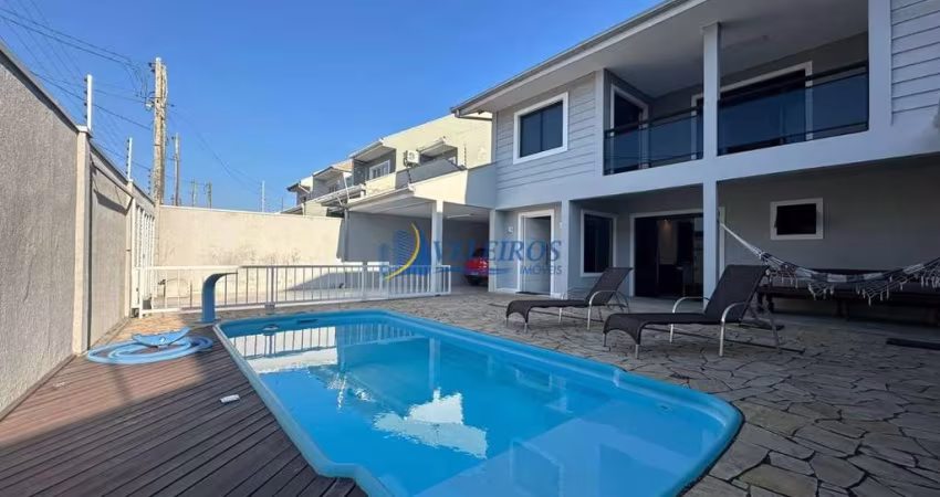 Casa com 3 quartos à venda na Travessa Júlio Veiga Mendes, 89, Bockmann, Paranaguá