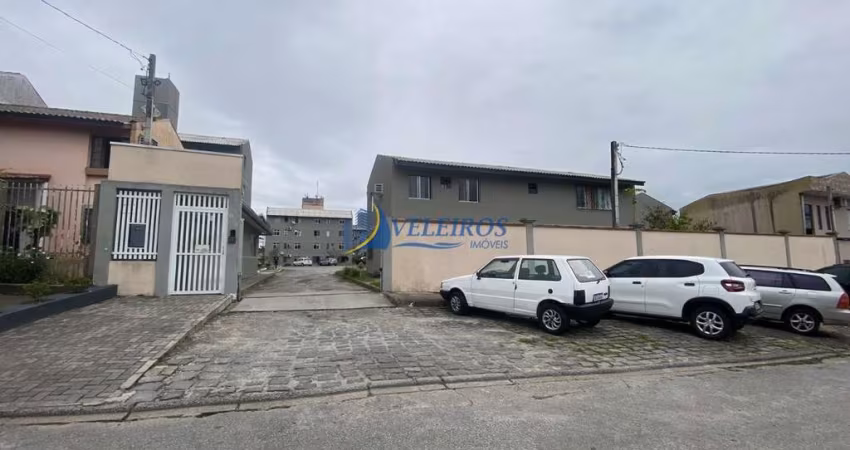 Apartamento com 2 quartos à venda na Cel. Alberto Gomes Veiga, 679, Vila Horizonte, Paranaguá
