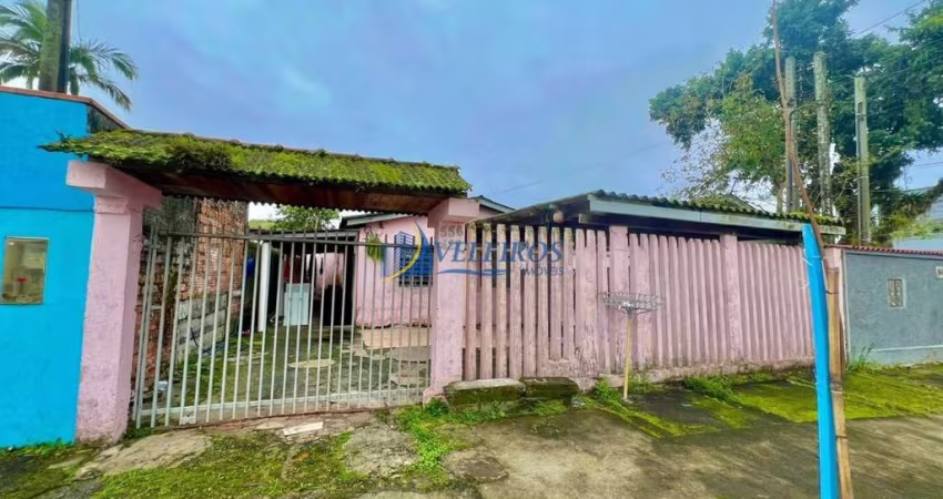 Casa com 3 quartos à venda na Desembargador Ermelino de Leão, 442, Costeira, Paranaguá