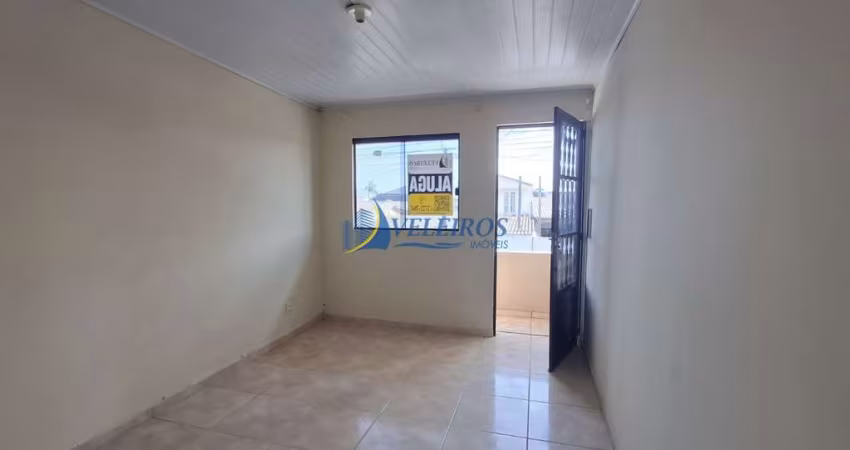 Kitnet / Stúdio para alugar na Avenida Belmiro Sebastião Marques, 220, Parque São João, Paranaguá