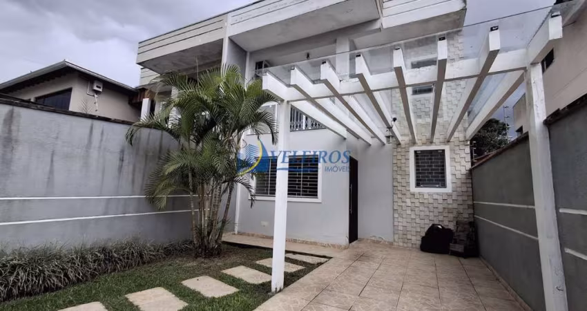 Casa com 3 quartos para alugar na Rua Domingos Peneda, 3123, Jardim Guaraituba, Paranaguá