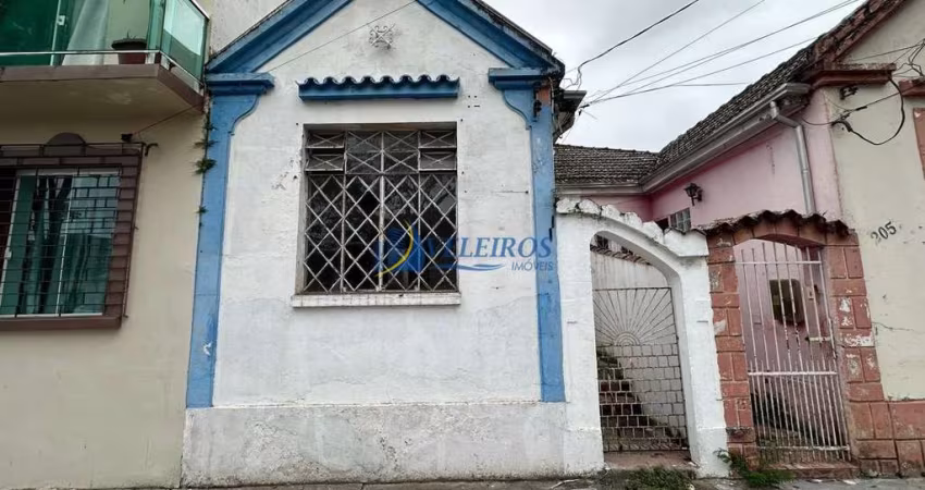 Casa à venda na Rua Conselheiro Sinimbú, 1, Centro Histórico, Paranaguá