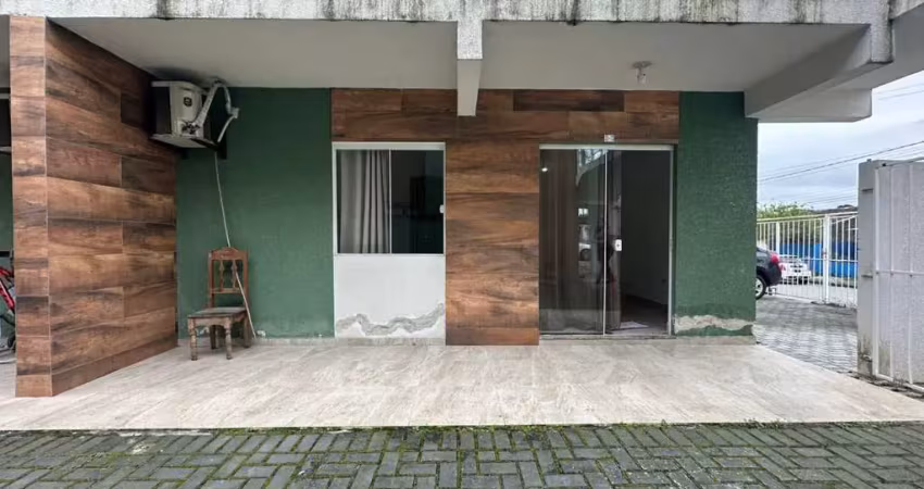 Apartamento com 2 quartos à venda no Parque Agari, Paranaguá 