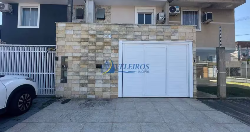 Casa à venda no Estradinha, Paranaguá 