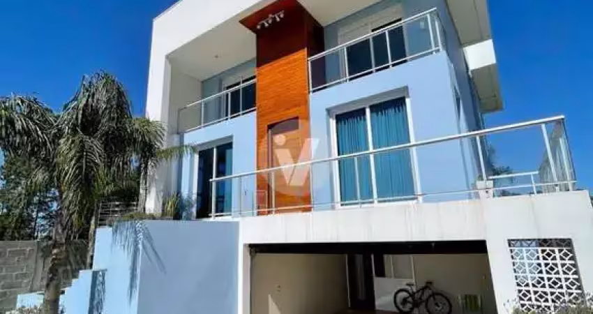 Casa com 280m² localizada no condomínio real park no bairro tomazetti na cidade