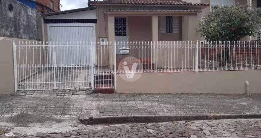 Casa de dois dormitórios localizado no bairro menino jesus na cidade de santa ma
