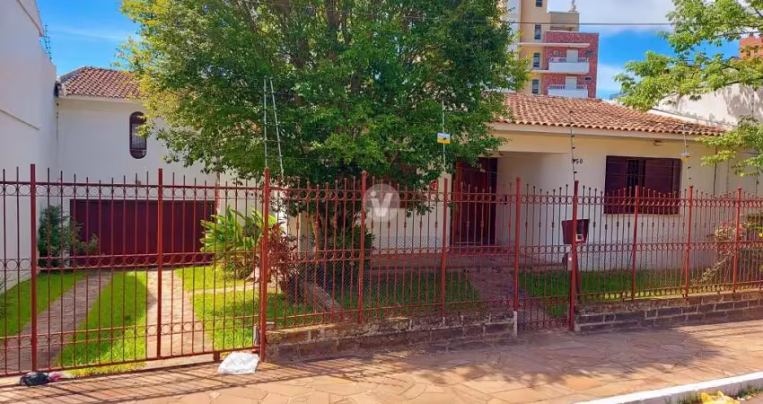 Casa 3 dormitórios à venda Centro Santa Maria/RS