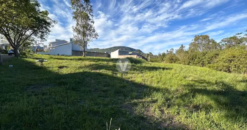 Terreno à venda na Rua Zilmar Monteiro de Almeida, 125, Pé de Plátano, Santa Maria