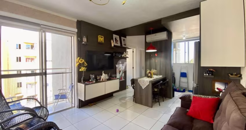 Excelente apartamento de dois dormitórios garagem em condomínio fechado.