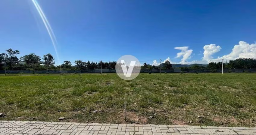Terreno com 350m2 no Condomínio Cidade Universitária.
