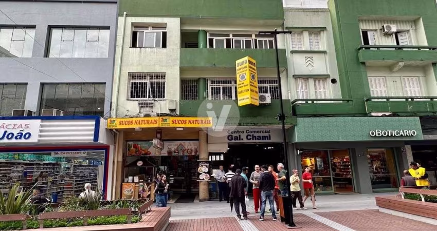 Sala comercial no Calçadão de Santa Maria!