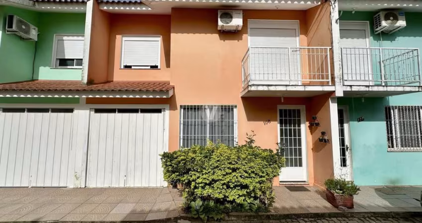 Casa em condomínio fechado, no bairro parque pinheiro!