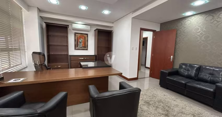 Sala comercial próxima ao Forum!