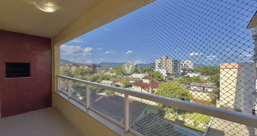 Apartamento 2 dormitórios com suíte e garagem, próximo à Rotula da UFSM!