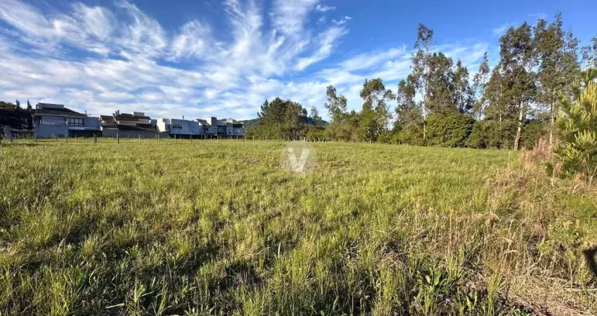 Terreno à venda na Rua Zilmar Monteiro de Almeida, 124, Pé de Plátano, Santa Maria