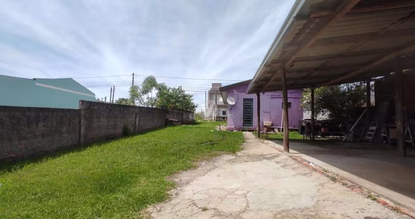 Amplo terreno de frente para rua com 576 m² no bairro Pinheiro Machado.