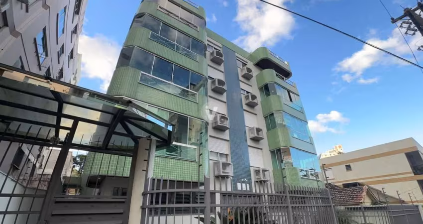 Apartamento todo mobiliado com 3 quartos, 1 vaga e 124.94m² de área privativa.