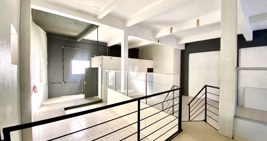 Loja a comercial para locação no Centro de Santa Maria.