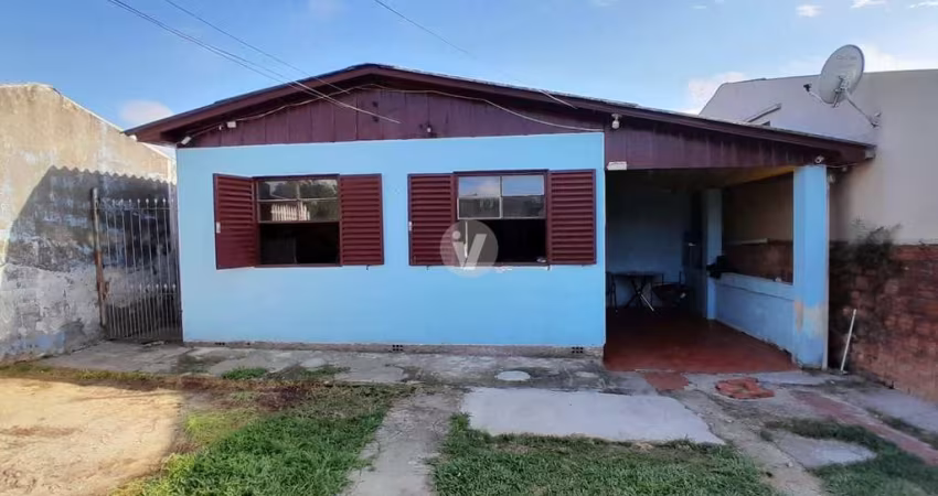 Casa 3 quartos, no bairro JK., próxima de comércios, supermercados e escolas!