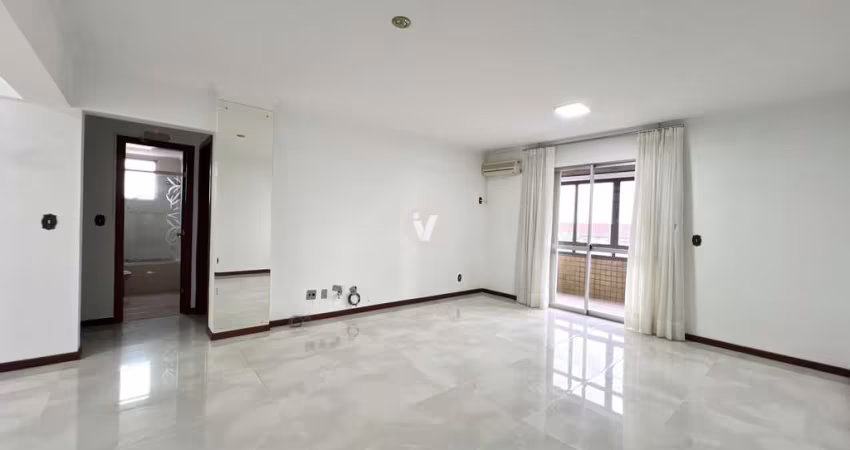 Apartamento 2 dormitórios com garagem no Centro