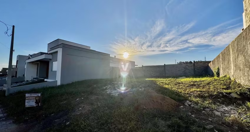 Lote com 364m² no Condomínio Cidade Universitária, em Camobi