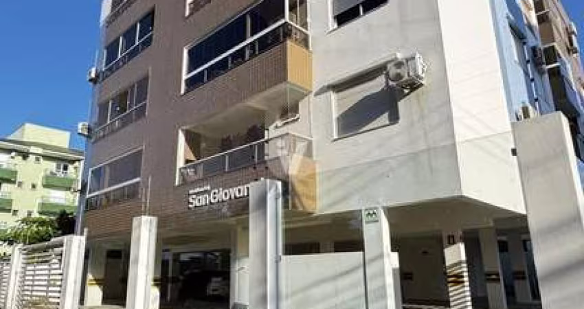 Localizado no bairro Camobi, a poucos minutos da Universidade Federal de Santa M