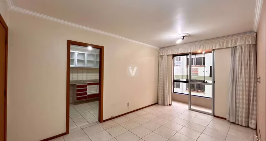 Apartamento 2 dormitórios semimobiliado no Centro!