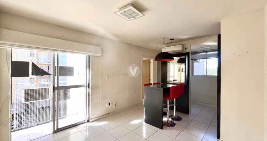 Apartamento semimobiliado  2 dormitórios e garagem em condomínio fechado!
