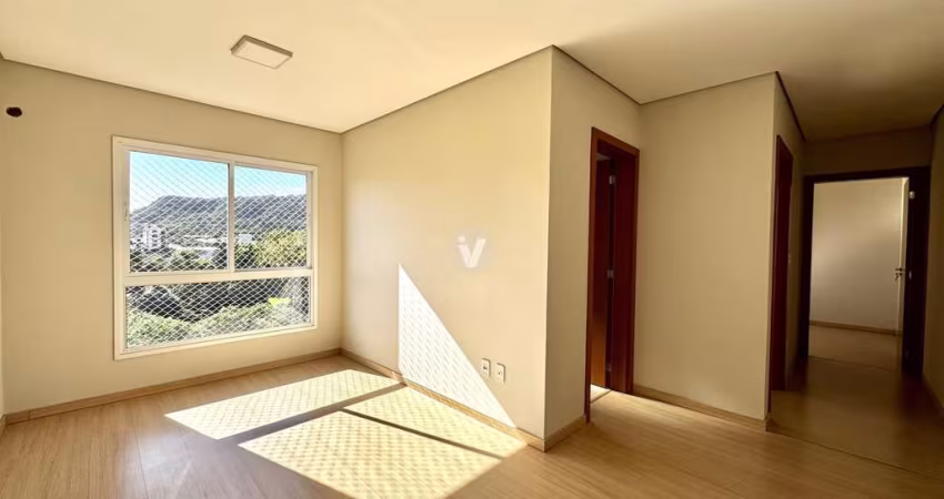 Apartamento semi-mobiliado no Dores. 2 dormitórios e garagem, vista panorâmica!