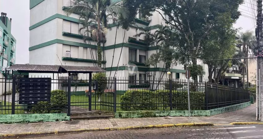 Apartamento amplo de 3 dormitórios com dependência, localizado no centro da cida