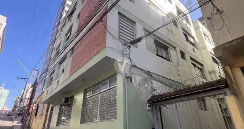 Apartamento de um dormitório em frente a prefeitura, localizado no centro da cid