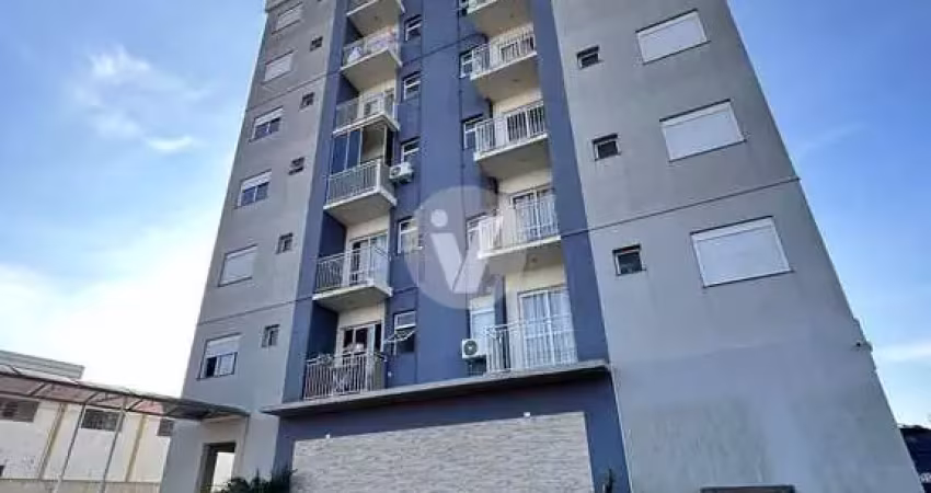 Apartamento dois dormitórios com sacada, box de garagem e fácil acesso a ufsm.
