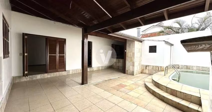 Casa de 2 dormitórios para venda ou locação, localizada no bairro parque pinheir