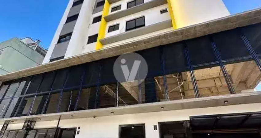 Apartamento 2 dormitórios, com sacada, churrasqueira e vaga, localizado próximo