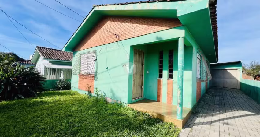 Casa ampla de 3 dormitórios à venda, localizada no bairro em camobi!
