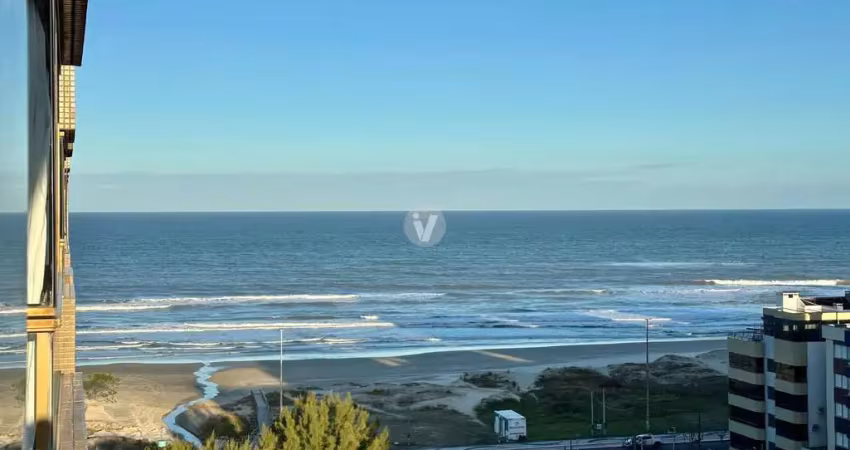 Garanta esse imóvel, mobiliado pronto para o uso e pertinho do mar!