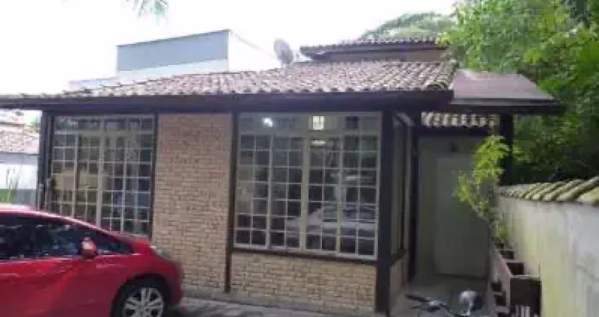 Casa em condomínio fechado com 2 quartos à venda na Estrada Professor Brigido Tinoco, 445, Vila Progresso, Niterói