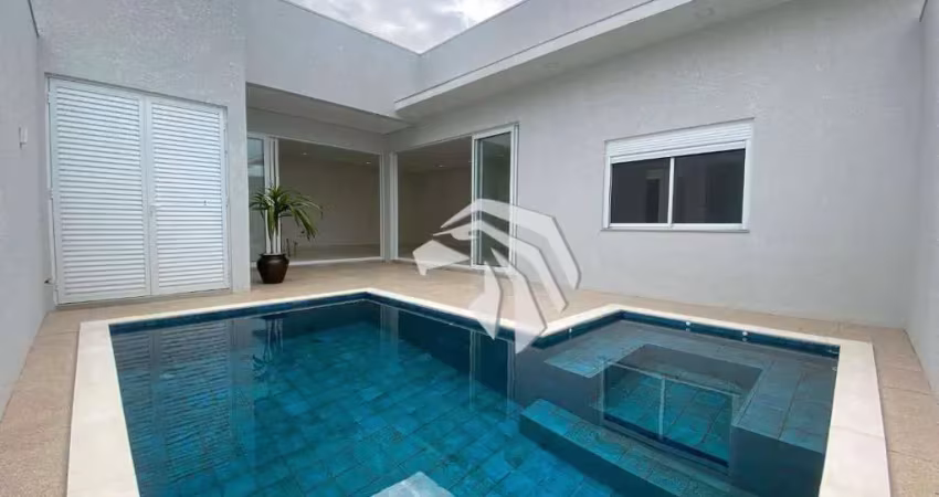 Casa com 3 suítes e piscina à venda, 200 m² por R$ 1.800.000 - Tropical III - Cascavel/PR